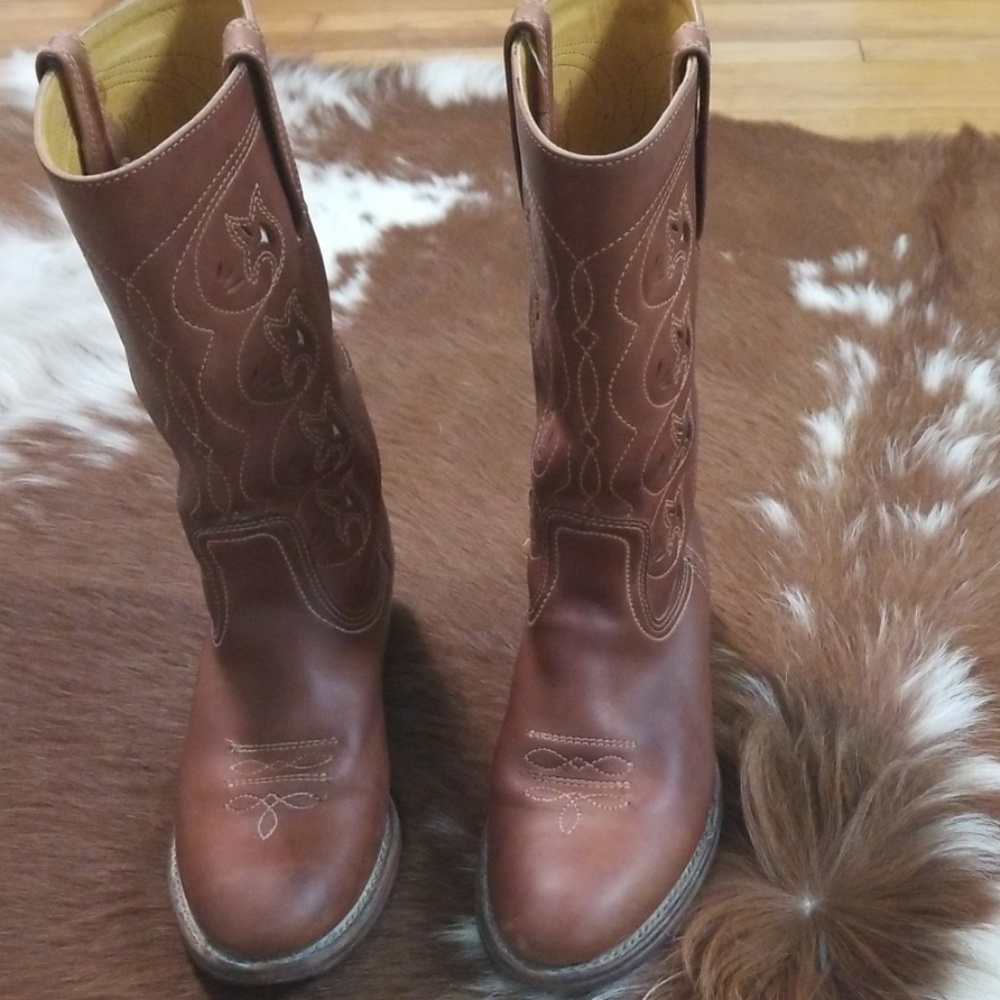 Frye Austin boots